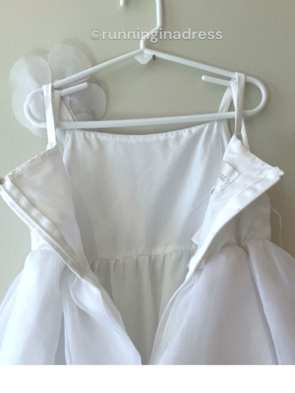 David’s Bridal White Organza Tiered Flower Girl Dress WG1267 Size 6 - Picture 15 of 16